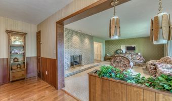 876 NE Falcon Dr, Abingdon, VA 24210