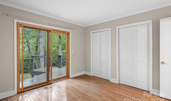 23 Shelby Dr, Asheville, NC 28803