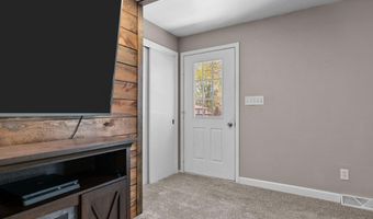 3460 IRENE St, Appleton, WI 54913
