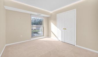 5204 NEWTON St #304, Bladensburg, MD 20710