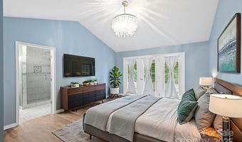 21 Moriah Ln, Asheville, NC 28803