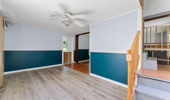 499 Augusta Rd, Belgrade, ME 04917