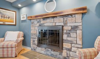 3401 Woodview Pl, Columbus, OH 43220