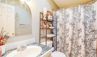 114 Oliver Rd, Alamogordo, NM 88310