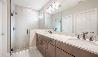 7212 PARADISO Dr, Apollo Beach, FL 33572