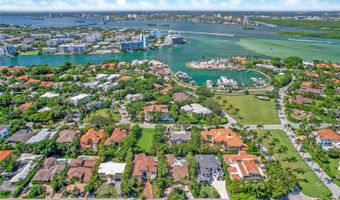 52 Camden Dr, Bal Harbour, FL 33154