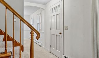 28 Colony Rd, Augusta, ME 04330