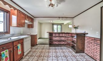831 W Gebhard Ln, Alden, NY 14004