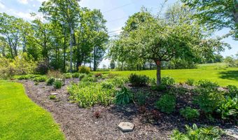 938 Stevens Rd, Barton, VT 05822