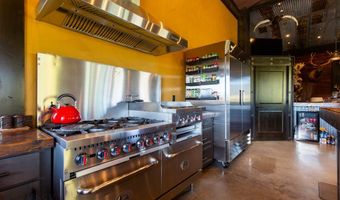 13920 Theisen Rd, Belgrade, MT 59714