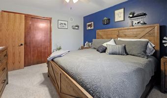 17431 300Th St, Aplington, IA 50604