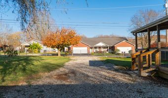 159 2nd Ave S, Algood, TN 38506