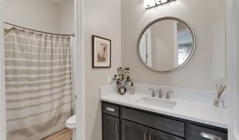 17066 Takipi Rd, Apple Valley, CA 92307