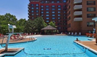 1111 ARLINGTON Blvd 615, Arlington, VA 22209