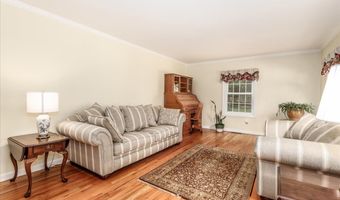 32 Country Way, Bethel, CT 06801
