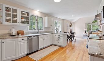 28 Old Harvard Rd, Boxborough, MA 01719