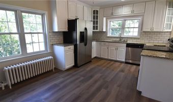 144 Woonsocket Hill Road Rd, North Smithfield, RI 02896