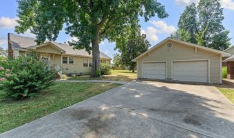 607 NW Jefferson St, Bentonville, AR 72712