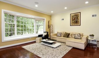 5153 WESTBARD Ave 15, Bethesda, MD 20816