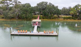 312 Bull Ln, Beaufort, SC 29902