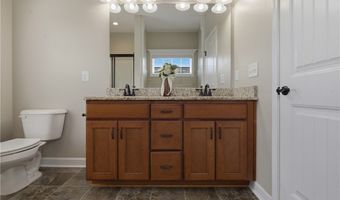 103 Crossbridge Ln, Autryville, NC 28318