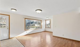302 Benton St, Anoka, MN 55303