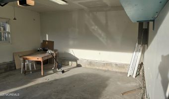 131 Veeder Ln, Bayville, NJ 08721