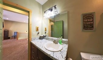 412 E Main St, Ashton, ID 83420