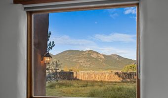 9 Desiderio Rd, Arroyo Seco, NM 87514