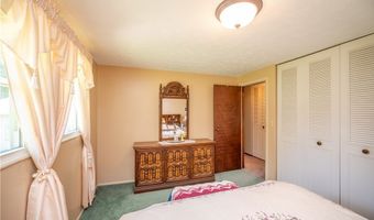 6142 Fairview Rd, Austintown, OH 44515