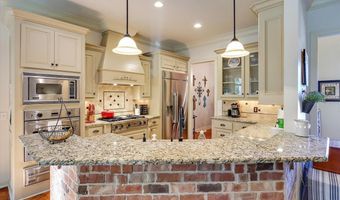 316 Woodlands Green Pl, Brandon, MS 39047