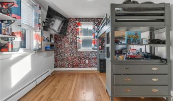 62 Canonchet Trl, Cranston, RI 02921