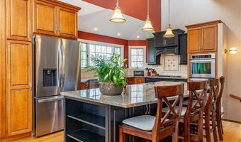 454 N Quidnessett Rd, North Kingstown, RI 02852