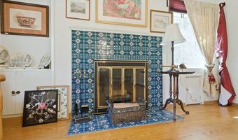 2393 Allen Ave, Altadena, CA 91001