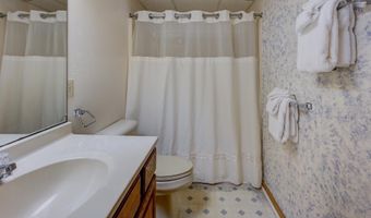 2 E F River Run Dr E/F, Bartlett, NH 03812