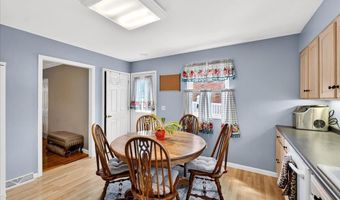 117 Windcliffe Dr, Ballwin, MO 63021
