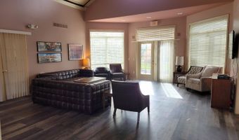 2765 Barclay Way, Ann Arbor, MI 48105