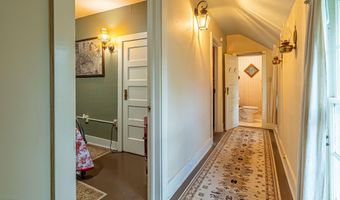 303 E Main St, Abingdon, VA 24210