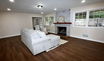 233 FAIRWAY Dr, Anniston, AL 36207