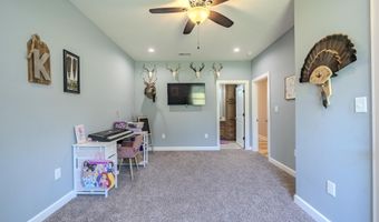 170 KIRK Cv, Adamsville, TN 38310