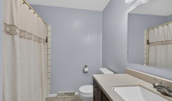 1140 Hillview Dr, Abingdon, VA 24210
