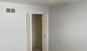 119 W Oakbrook Dr, Ann Arbor, MI 48103