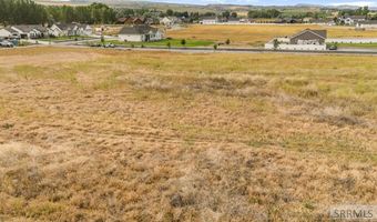 5601 Malheur River St, Ammon, ID 83406
