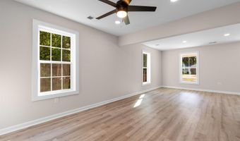 509 S Rosemary Ave, Andrews, SC 29510