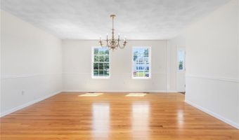 10 GINGER Trl, Coventry, RI 02816