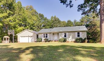 2455 Woodridge Dr, Asheboro, NC 27205