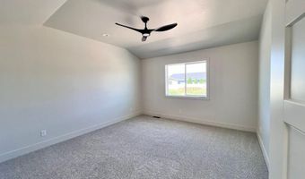 1068 Alpine Ave, Chubbuck, ID 83202