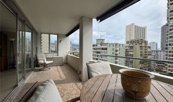 430 Kaiolu St 1101, Honolulu, HI 96815