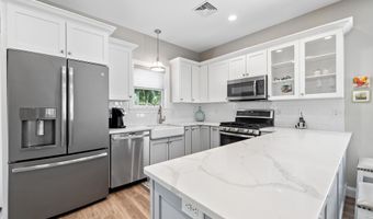 5 Ranger Ln, Arundel, ME 04046