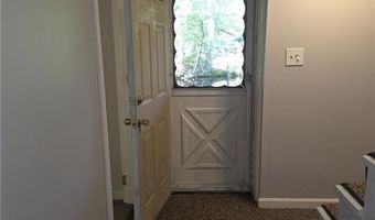 31 Lakeside Dr, Hopkinton, RI 02832